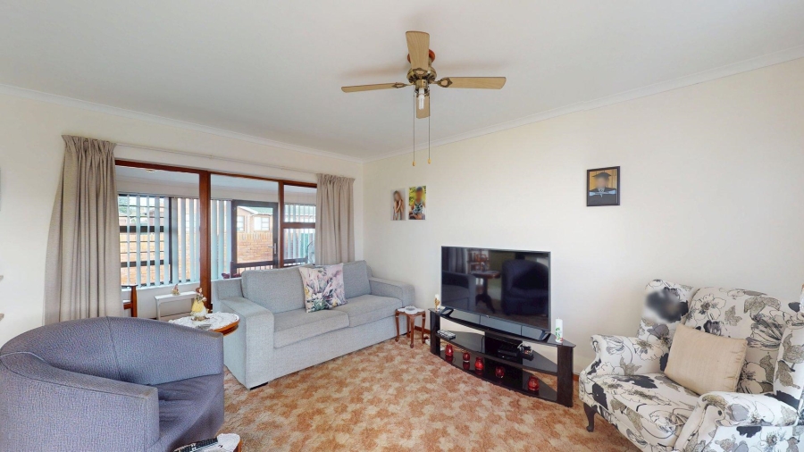 2 Bedroom Property for Sale in Sherwood Eastern Cape